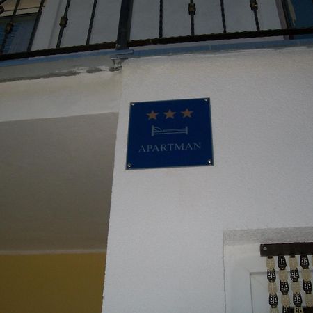 Apartments Zlata Πόρετς Εξωτερικό φωτογραφία
