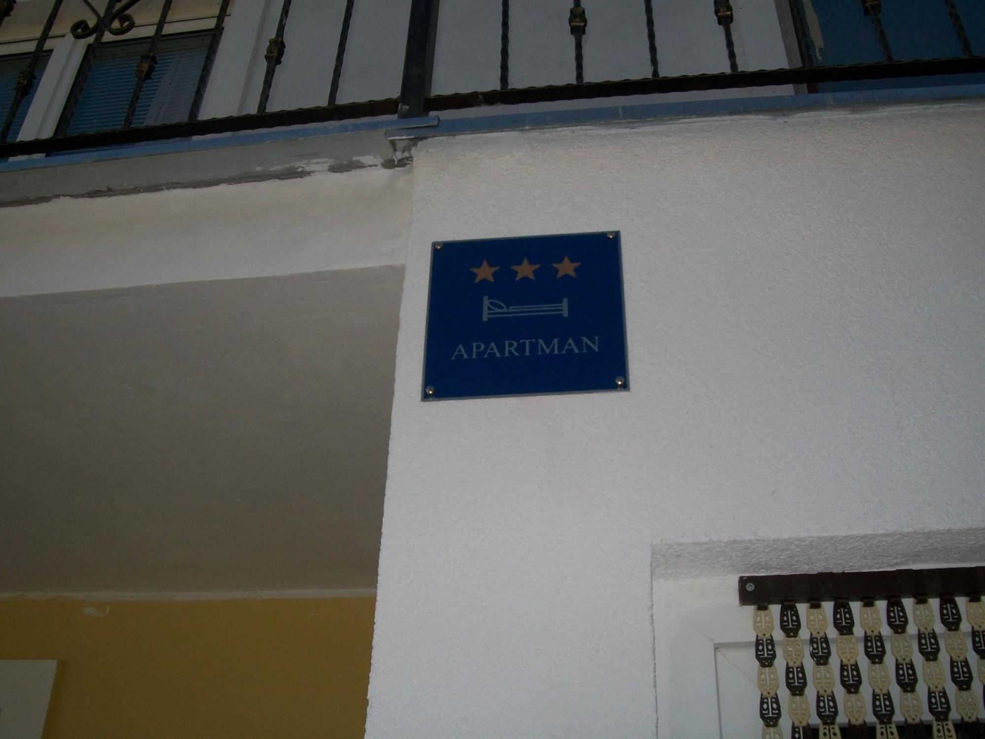 Apartments Zlata Πόρετς Εξωτερικό φωτογραφία